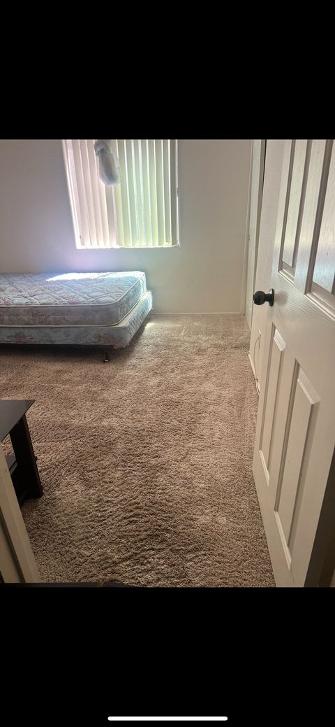 Private Room in 3Bed.2Bath