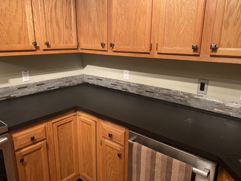 Private Room in 3Bed.2 1/2 bath