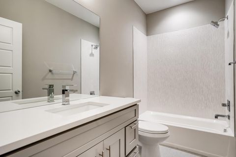 Private Room in 2Bed.2.5Bath