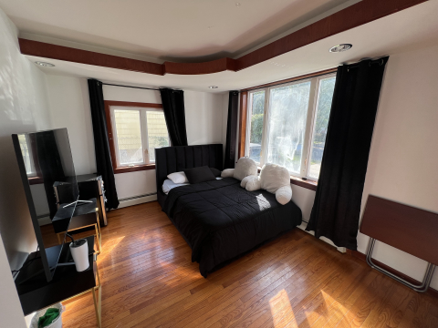Private Room in 3Bed.1Bath