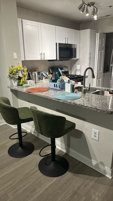 Private Room in 2Bed.2Bath