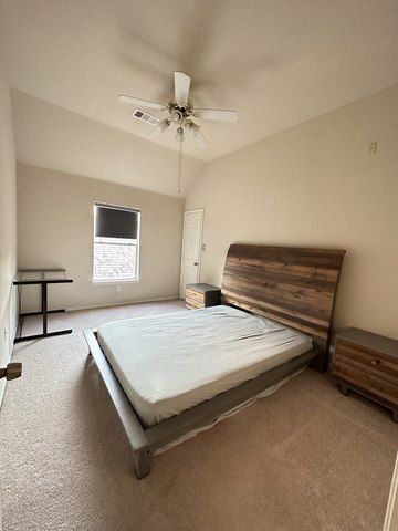 Shared Room in 5Bed.3.5Bath