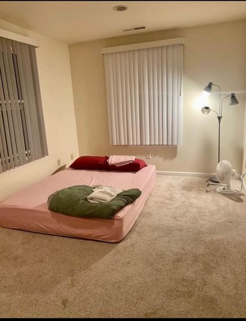 Private Room in 3Bed.2Bath