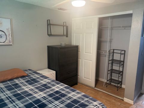 Private Room in 2Bed.1Bath