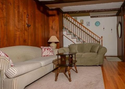 3 Bed Room with 2 Full Bath home
