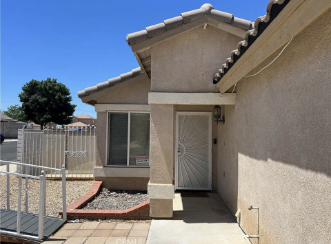 Private Room in 3Bed.2Bath