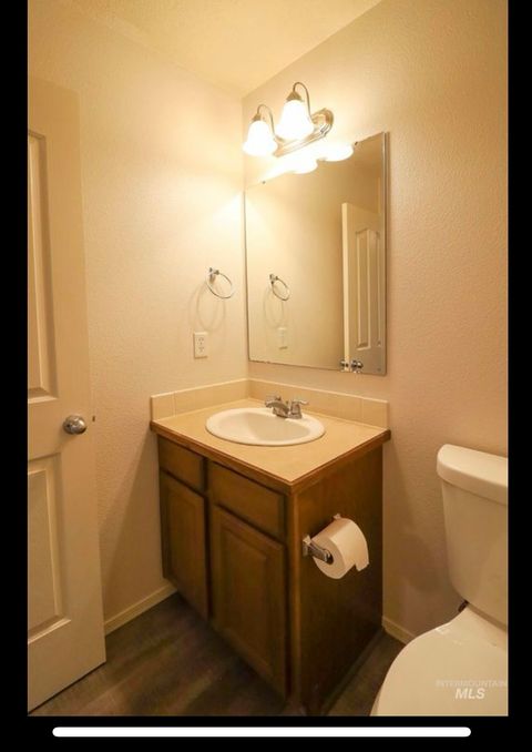 Private Room in 3Bed.2.5Bath