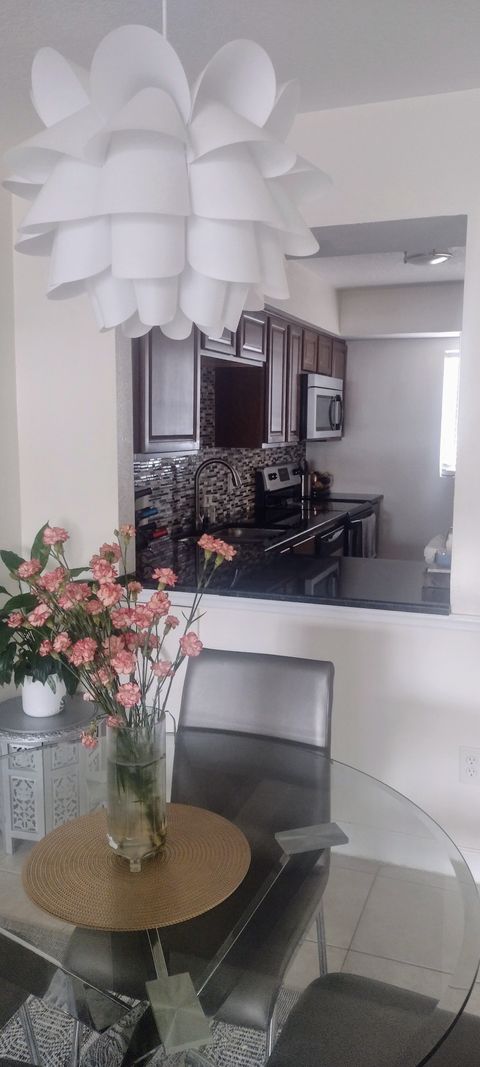 Room2Bed.2Bath