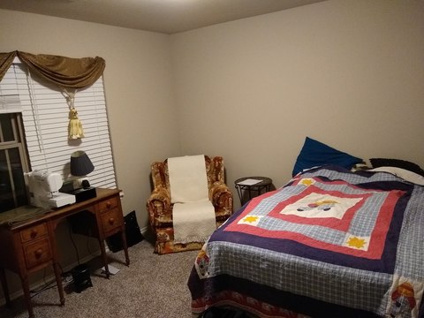 Private Room in 3Bed.2Bath