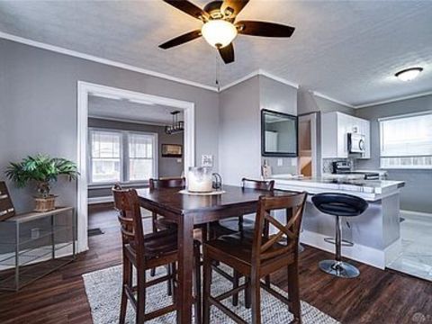 Private Room in 3Bed.1Bath