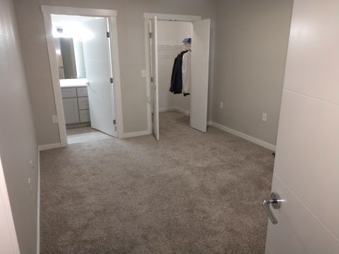 Room2Bed.2Bath