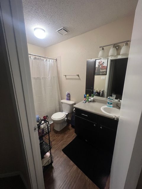 Private Room in 2Bed.2Bath