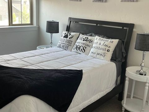 Private Room in 6Bed.4.5Bath