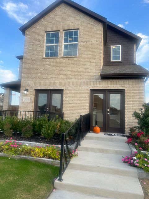 Private Room in 3Bed.3Bath