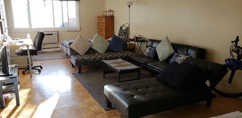 Huge Master bedroom available