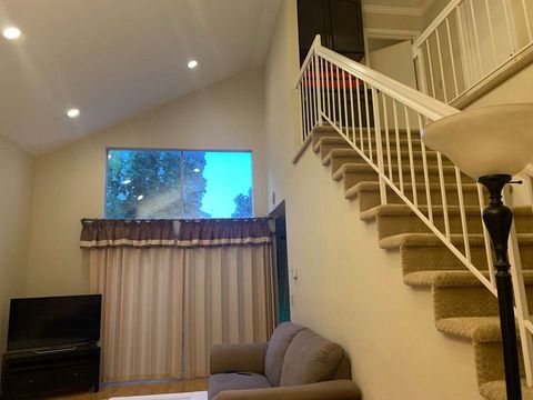 Private Room in 4Bed.3Bath