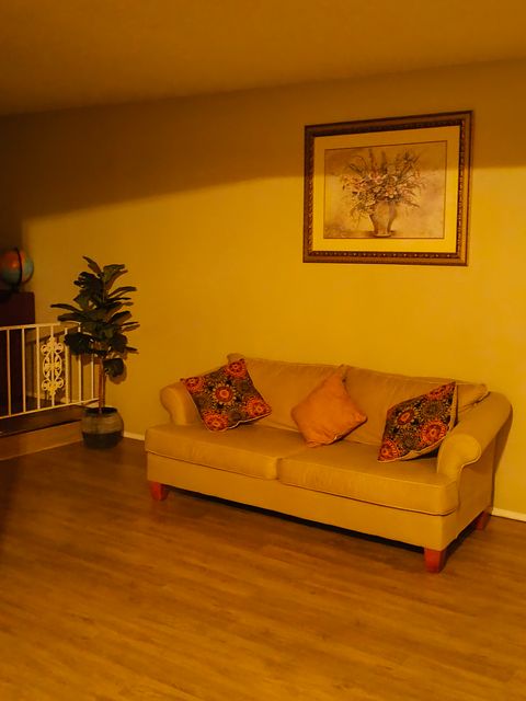 Room3Bed.2.5Bath