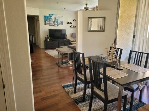 Private Room in 3Bed.1.5Bath