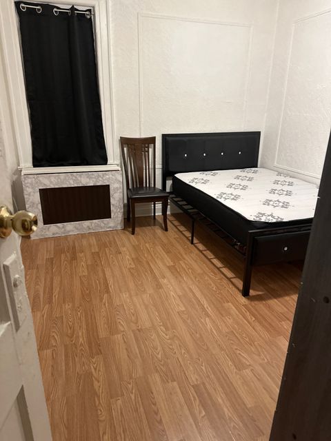 Private Room in 3Bed.1Bath