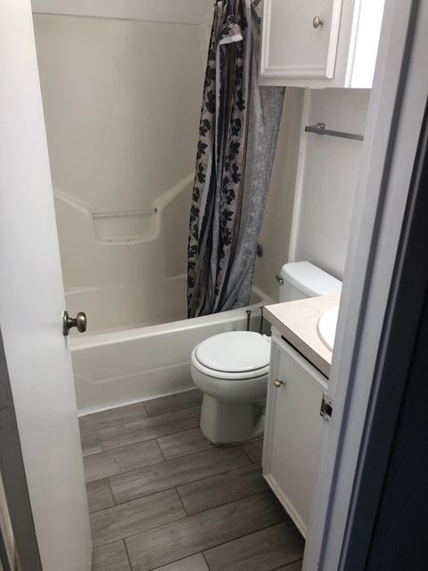Private Room in 3Bed.1.5Bath
