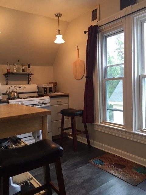 Private Room in 3Bed.1Bath