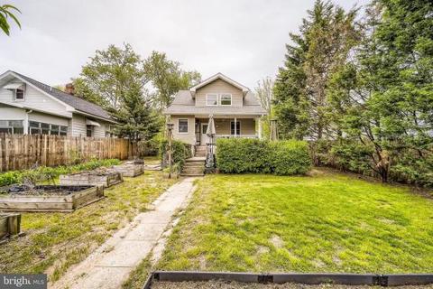 Awesome 3 Bedroom House