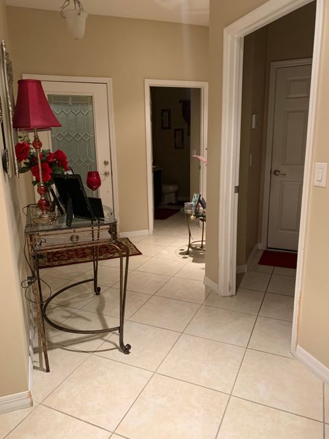Private Room in 3Bed.1.5Bath