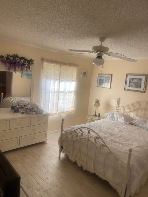 Private Room in 2Bed.2Bath