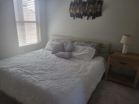 Private Room in 1Bed.1Bath