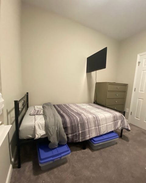 Shared Room in 3Bed.2.5Bath