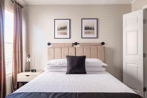 Entire Place 3Bed.2.5Bath