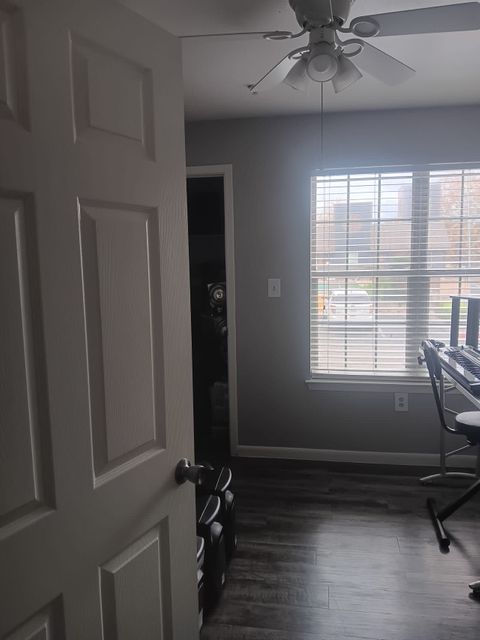 Private Room in 2Bed.1Bath