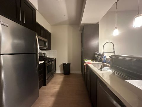 Private Room in 2Bed.2Bath