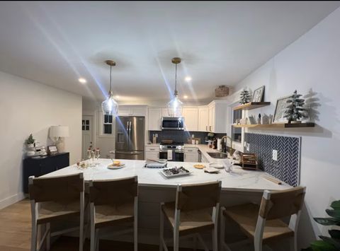 Entire Place 3Bed.1.5Bath