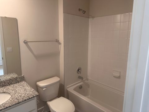 Private Room in 2Bed.1Bath