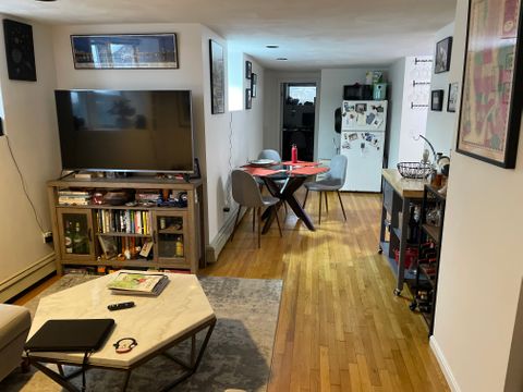 Entire Place 2Bed.1Bath