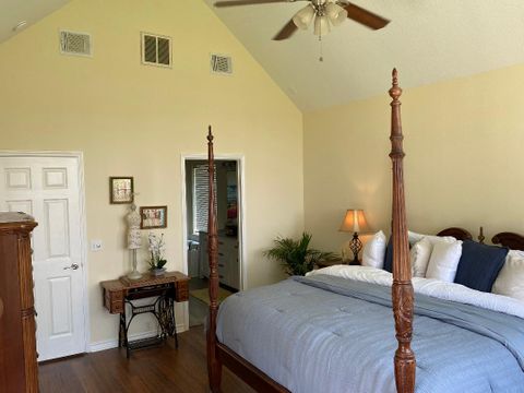Private Room in 1Bed.1Bath