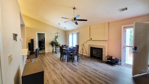 Private Room in 3Bed.2Bath