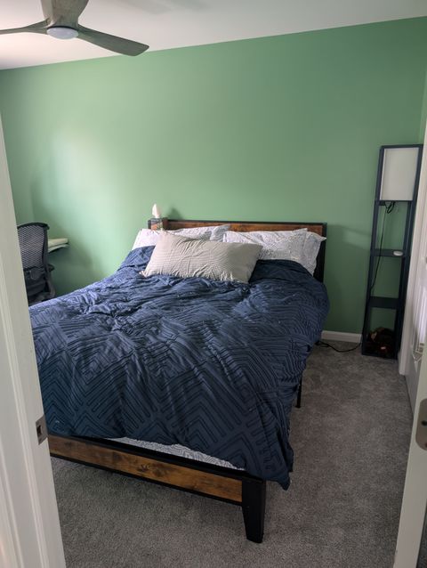 Private Room in 2Bed.1.5Bath