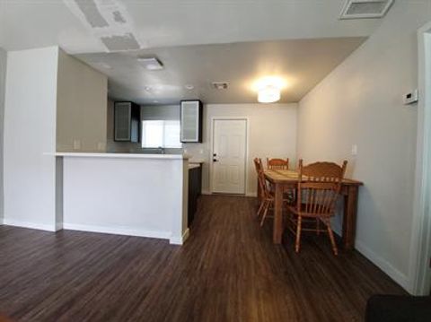 Shared Room in 2Bed.1.5Bath