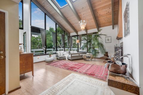 Private Room in 2Bed.2Bath
