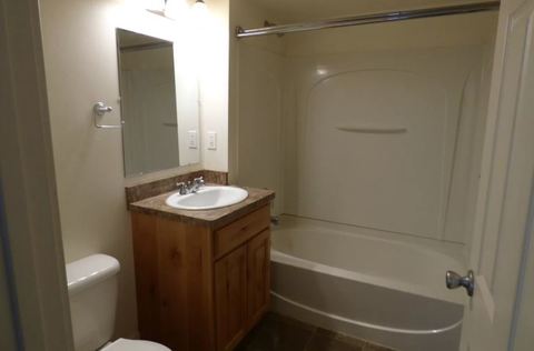 Entire Place 2Bed.1Bath