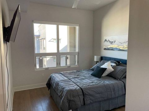 Private Room in 1Bed.1Bath