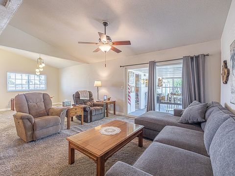 Private Room in 3Bed.2Bath