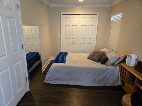 Private Room in 3Bed.2Bath