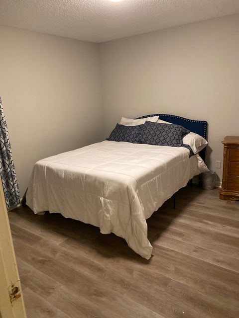 Private Room in 3Bed.2Bath