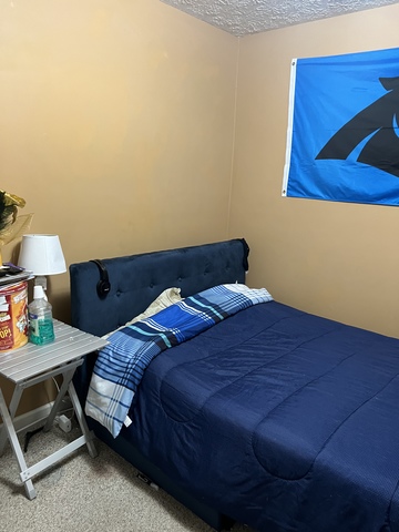 Private Room in 3Bed.2Bath