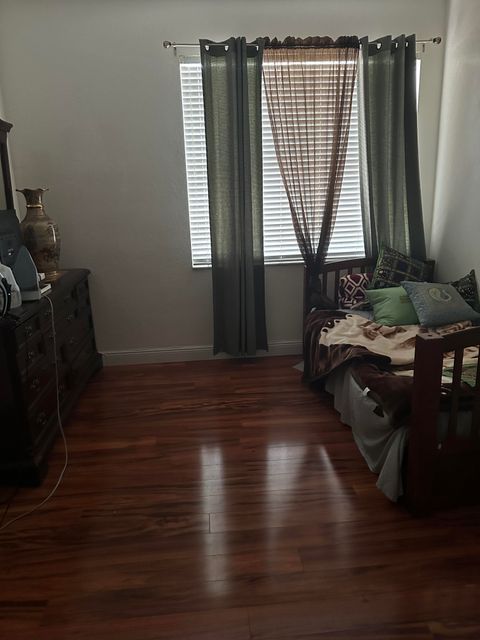 Private Room in 2Bed.2Bath