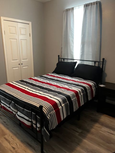Shared Room in 4Bed.2Bath