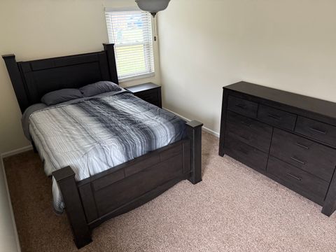 Private Room in 3Bed.2Bath
